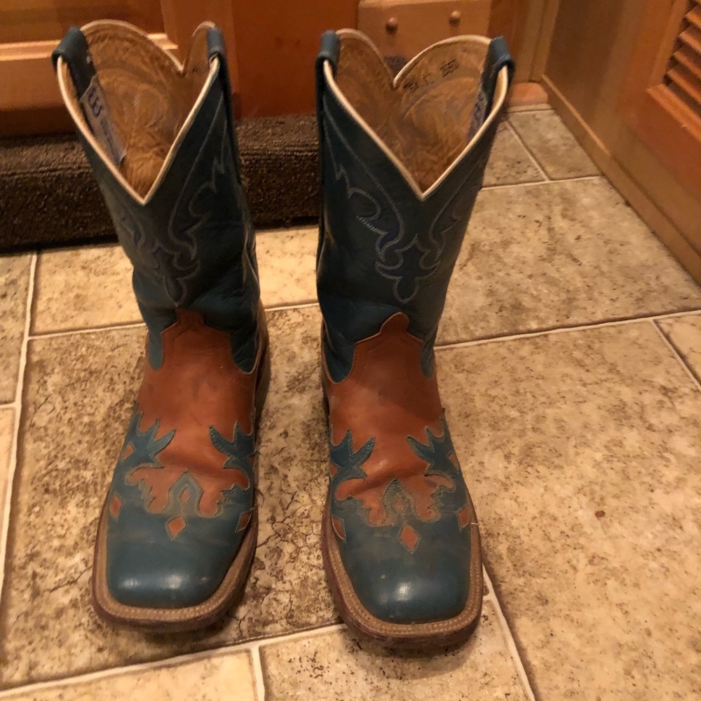 Boots